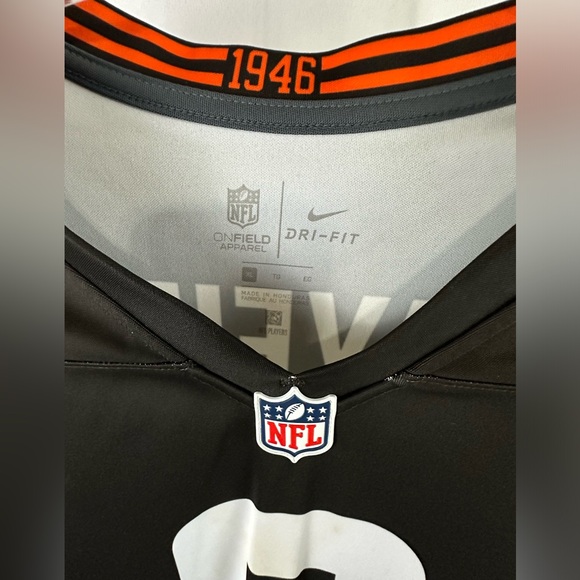 Baker Mayfield #6 NFL jersey. Size XL. Pit to pit approximately 22 inches. - Picture 3 of 5